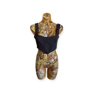 Sndys sleek black structured crop tank top modern basic classic medium